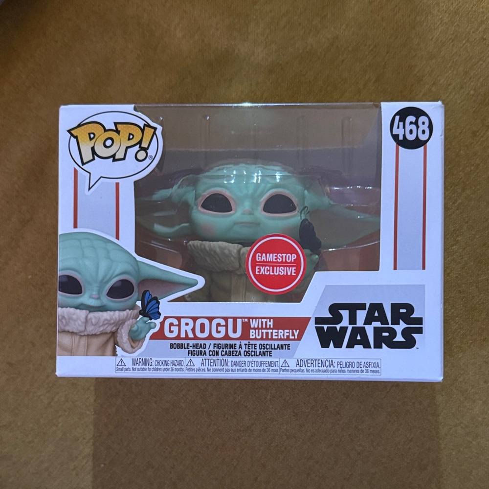 Funko Pop Grogu with Butterfly Exclusive Figure